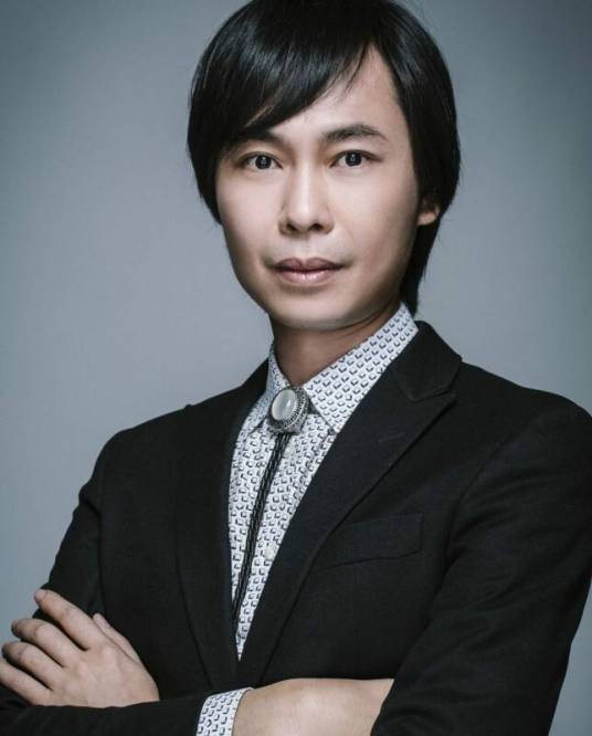黄金明(大树集团创始人)