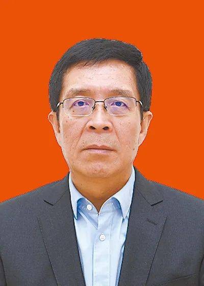 张连钢(中共二十大代表、山东省港口集团有限公司高级别专家)