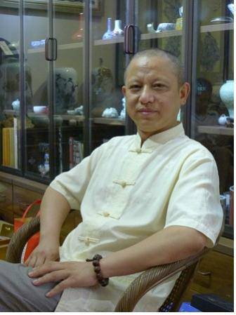 张景辉（景德镇陶瓷学院教授）