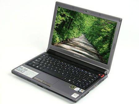联想天逸F30AT5600W31024120PiXW3b(黑皮革)
