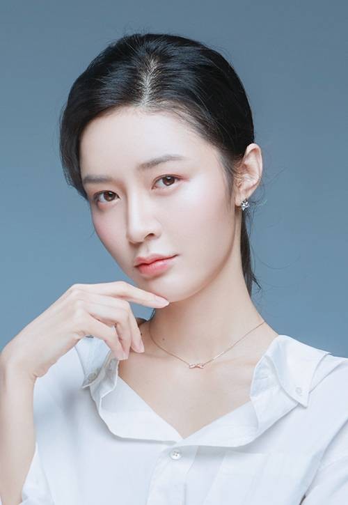 曾越（中国内地女演员）