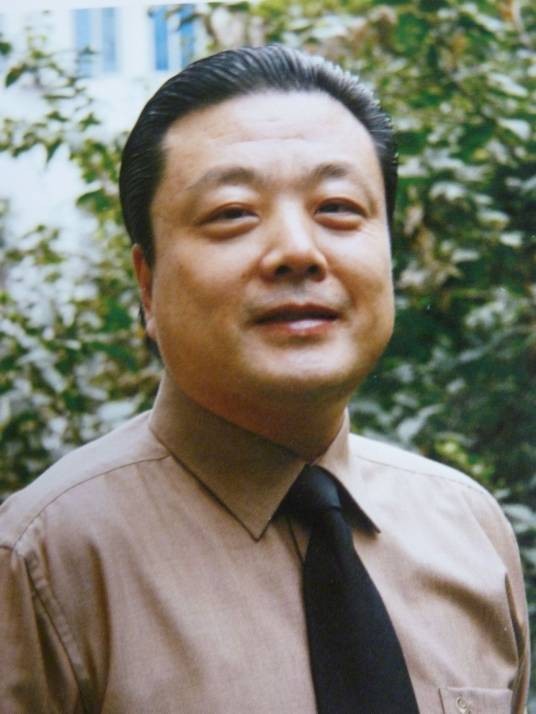 董和平（宪法学家、 曾任青岛大学法学院院长、宪法学与行政法学学科带头人）