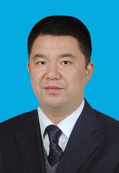 张一冰（浙江省台州市三门县教育局局长）