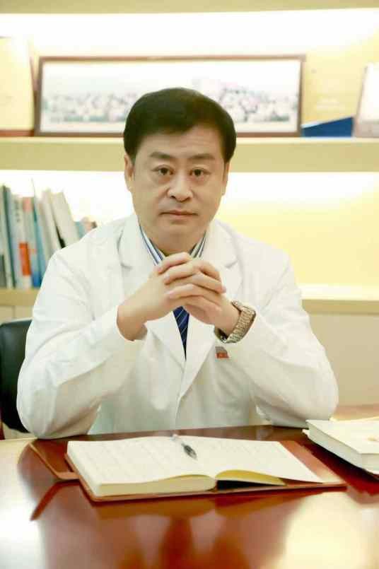 顾莹（医生）