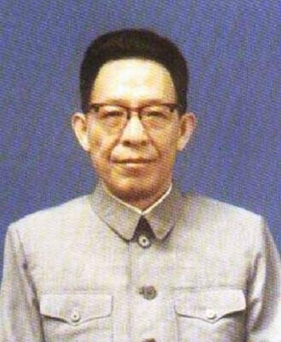 张春桥