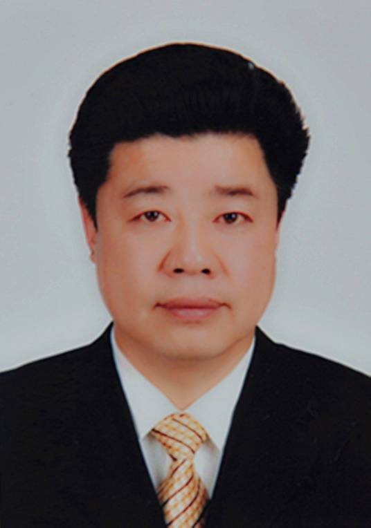 郭三省（西北工业大学体育部办公室主任）