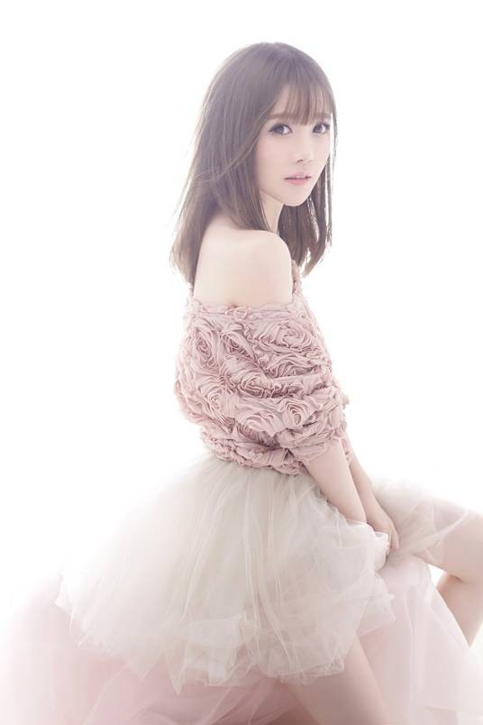 唐笑（中国内地女歌手、演员、主持人）