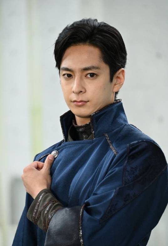 新堂伦太郎