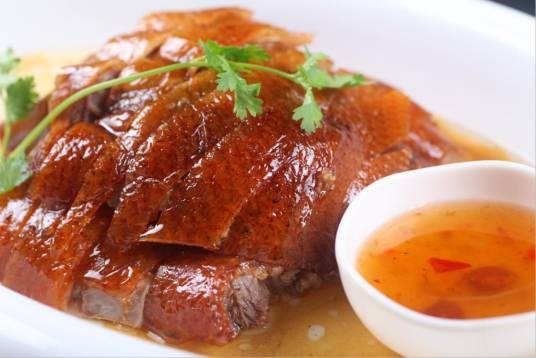 鲁能烧鹅仔