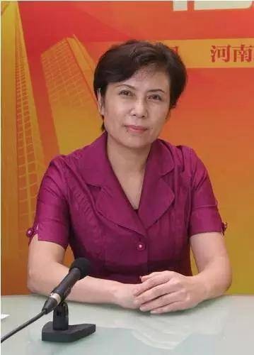 宋丽萍（河南省政协港澳台侨和外事委员会主任、河南省委员会常务委员）
