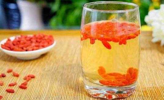 枸杞加蜂蜜