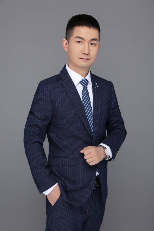 王磊磊(家庭教育专家)