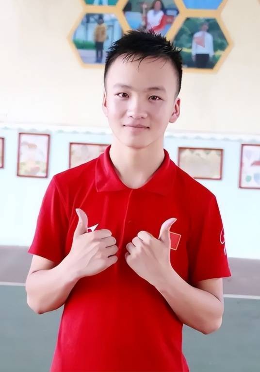 岑小林(中国男子跳绳运动员、吉尼斯世界纪录保持者)
