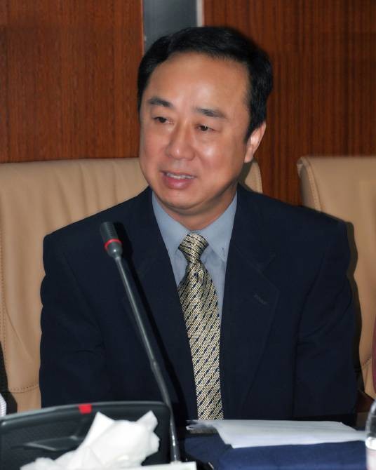 董平生（湖北省孝感市楚环中学特级教师）