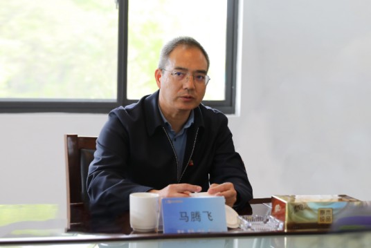 马腾飞(江苏省铁路集团总经理、党委副书记)