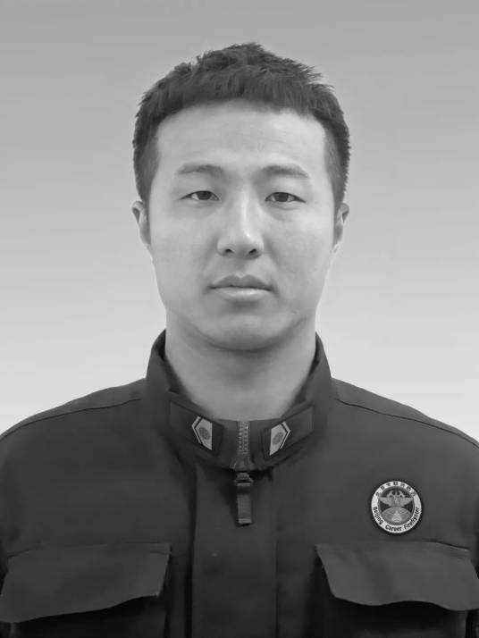 曹群（北京市丰台区大红门消防救援站原消防员）