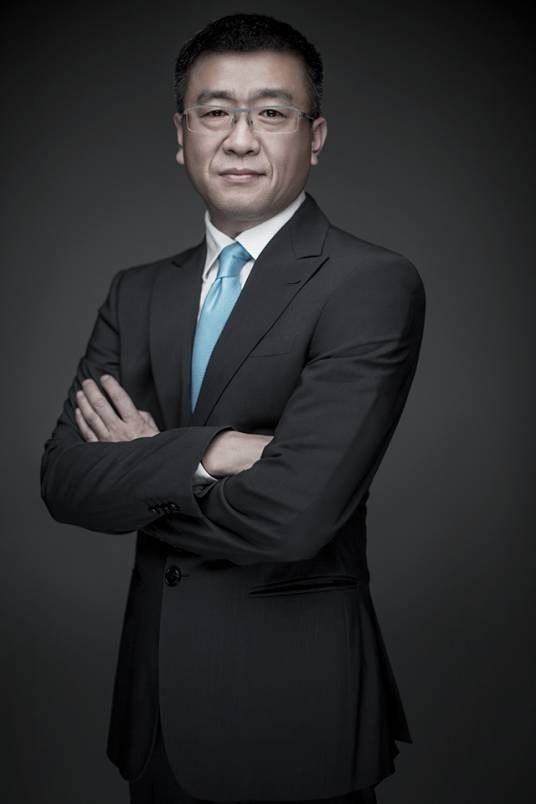 万捷(雅昌文化(集团)有限公司董事长)