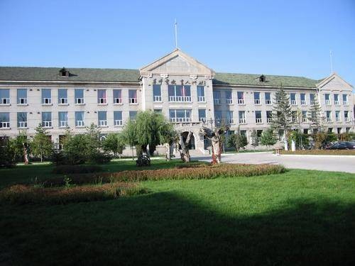 延边大学成人教育学院