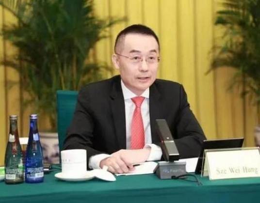 施维雄(第十四届全国政协委员、港澳台侨委员会委员,香港福建社团联会副主席)