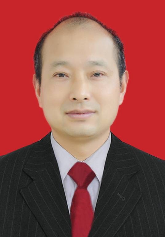 郑明辉（湖北民族大学教授）
