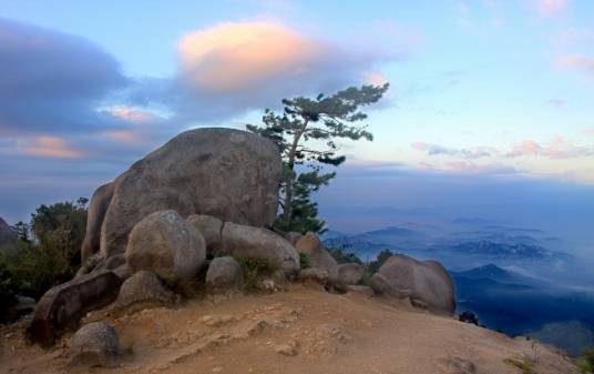 天柱山（福建省漳州市长泰区天柱山）