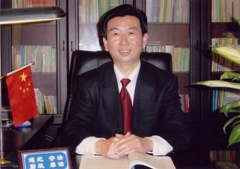 张忠元（成都中医药大学原党委书记）