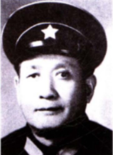 孙鸿志（原中国人民解放军海军政治学校校长兼政治委员）