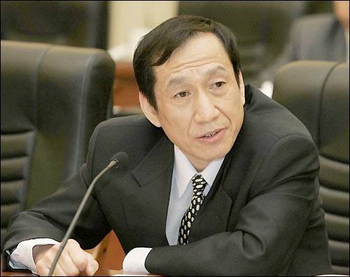 李亚力（天津市人大常委会原副主任）
