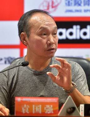 袁国强(中国田径队教练员)