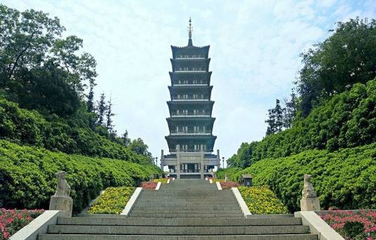 龙背山森林公园(江苏省宜兴市龙背山公园)
