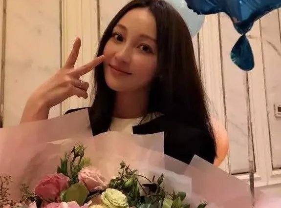 文章是怎么爱上姚笛的?