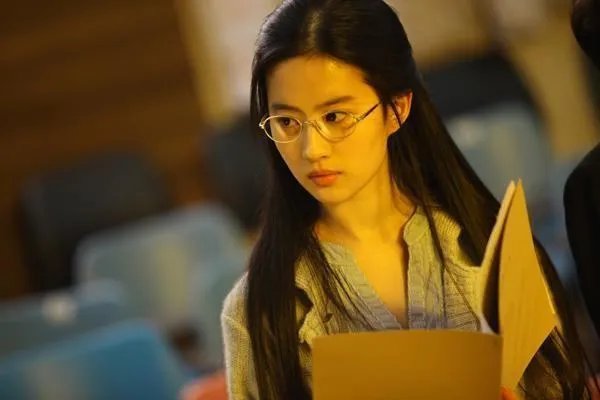 汪小菲吐槽小s穿着,娱乐圈还有哪些艺人穿着“惨不忍睹”?