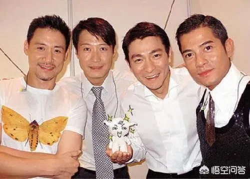 如何看待黎明在社交媒体大方宣布当爸喜讯之事？