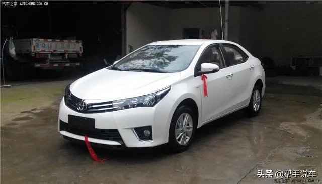 想买一辆二手车,价格6-7万,有什么推荐,要不费油的?