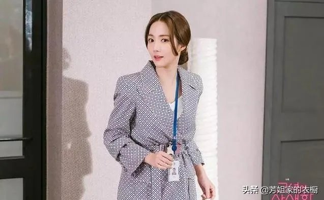 看韩剧学习服装搭配靠谱吗？
