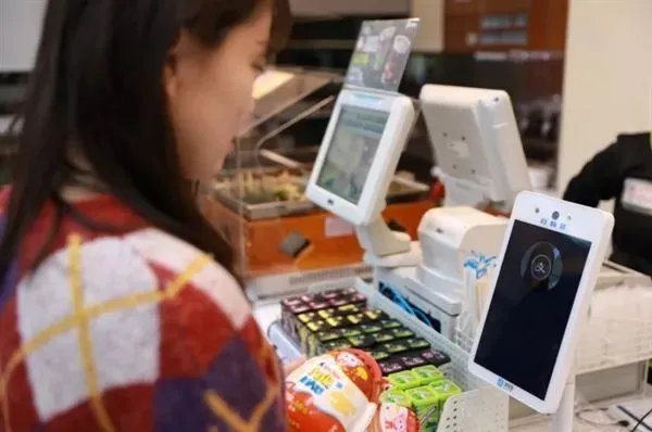 支付宝蜻蜓发布 以后到处都可以刷脸付款啦!