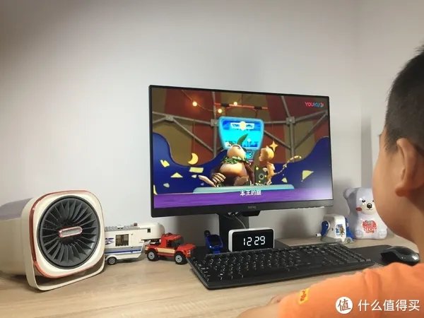 提升学习成效、保护视力!分享5款适合孩子用的电脑桌面好物