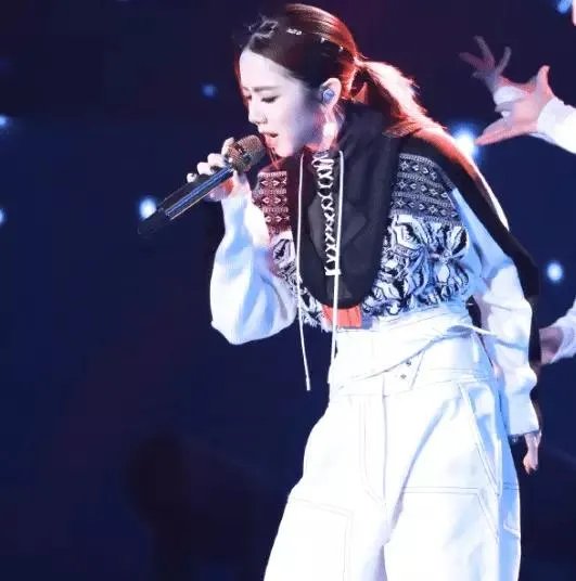 铁肺公主邓紫棋有哪些高音歌曲，就是一般人不敢轻易翻唱的？