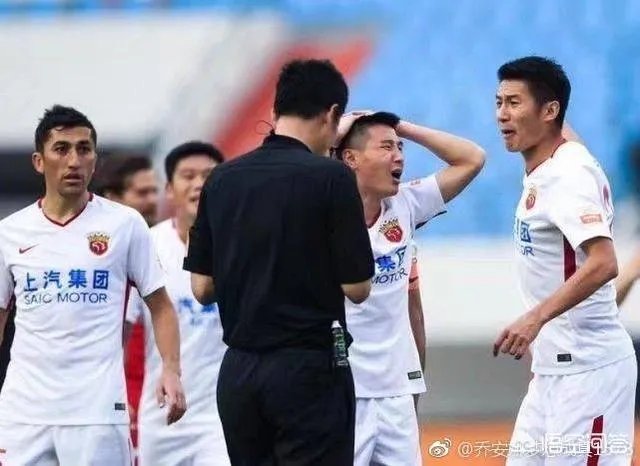 上港对亚泰的比赛吕文君换下陈彬彬后上港场上就没有u23球员了,这样情况合理吗?
