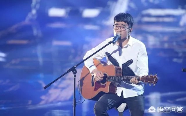 你觉得《中国好声音》中康树龙和打包安琪谁更厉害？为什么？