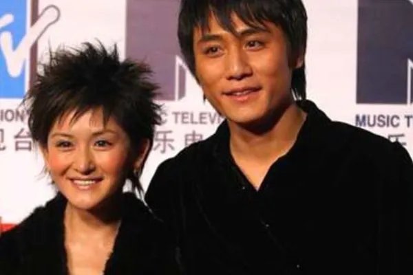 刘烨当年和谢娜为什么分手?