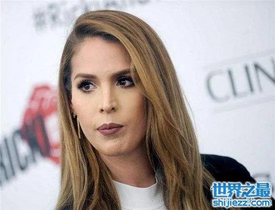 世界十大变性美女,泰瑞托依变性后成为时尚界宠儿