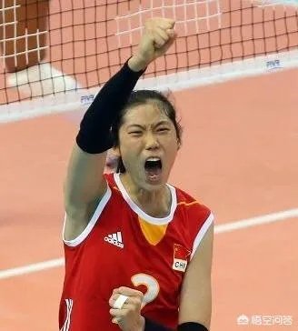 如何评价朱婷与人合影，一手遮住日本国旗？