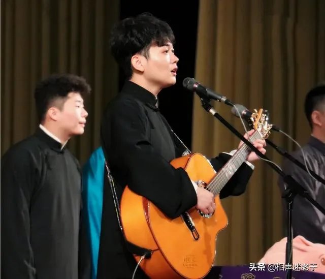 郭德纲拜师侯耀文先生十五周年纪念演出,石富宽、侯震、杨进明等悉数参加,你怎么评价?