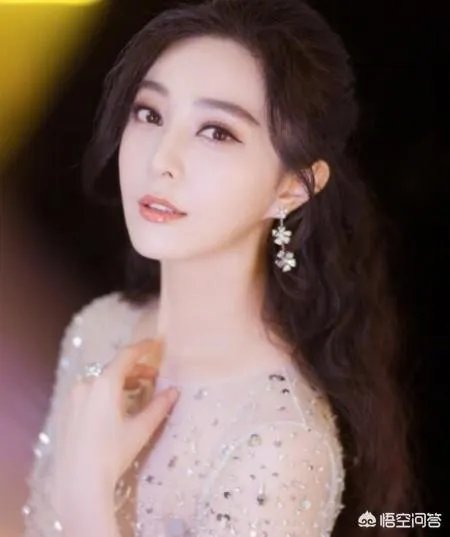范冰冰的复古巴黎女郎封面,你觉得这样的范爷漂亮吗?