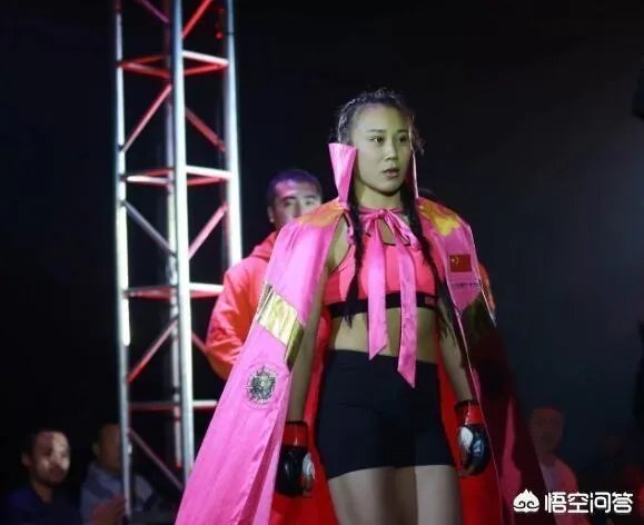 搏击女拳手王雪挑战矿工拳王熊朝忠,你怎么看?