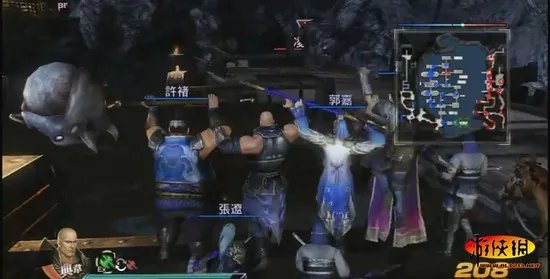 《真三国无双7》游戏BUG碉堡了!让人笑口常开