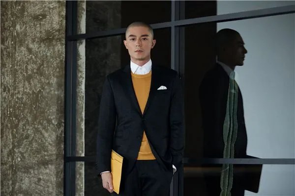 深夜牵手逛街,林心如霍建华的真实关系如何?