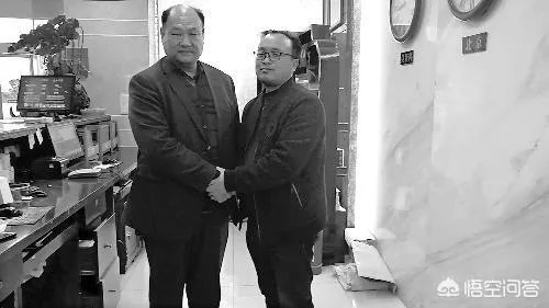 河北司机携妻儿登门感谢河南大叔称是他救了我的命,你怎么看?