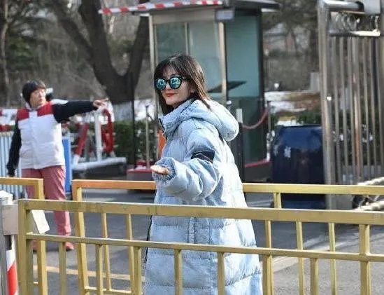 今年有哪些明星可能要参加央视春晚表演语言类节目？